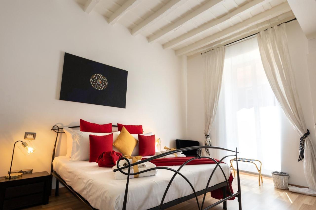 Barcaccia Luxury Suites Rome Exterior photo